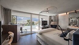 Single Suite Blue