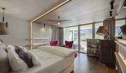 Luxury Suite Love