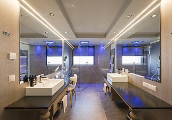 Luxury Suite Love