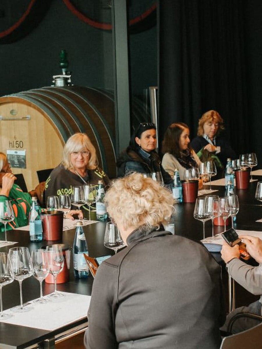 Wine Tasting Week im Herbst mit Hannes Piri | -25%