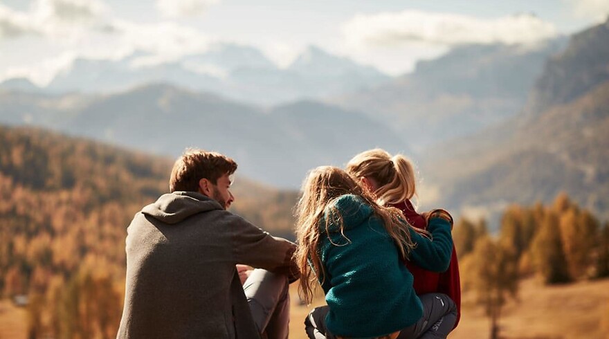 Family Autumn at Alpiana