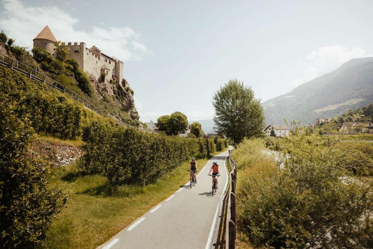 Vacanze in e-bike in Alto Adige
