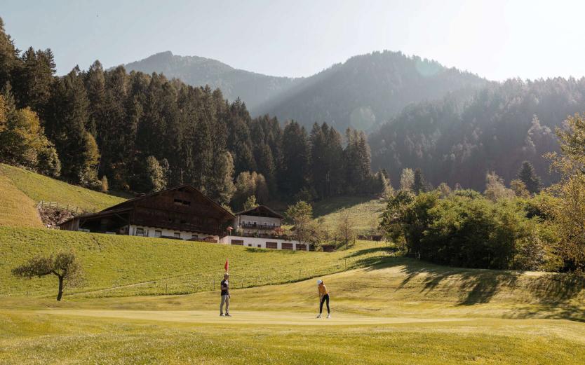 Die schönsten Golfhotels Südtirols Die schönsten Golfhotels Südtirols