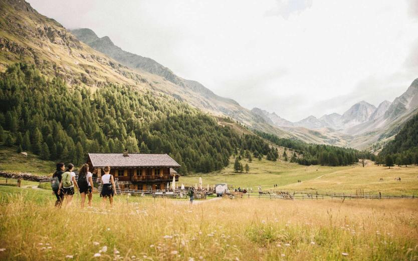 Ihre Wanderhotels in Südtirol Ihre Wanderhotels in Südtirol