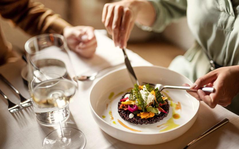 La Dolce Vita – fulfilling a promise of happiness La Dolce Vita – fulfilling a promise of happiness