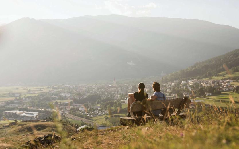 Sommer in Südtirol – Dolce Vita unter der Sonne Italiens Sommer in Südtirol – Dolce Vita unter der Sonne Italiens